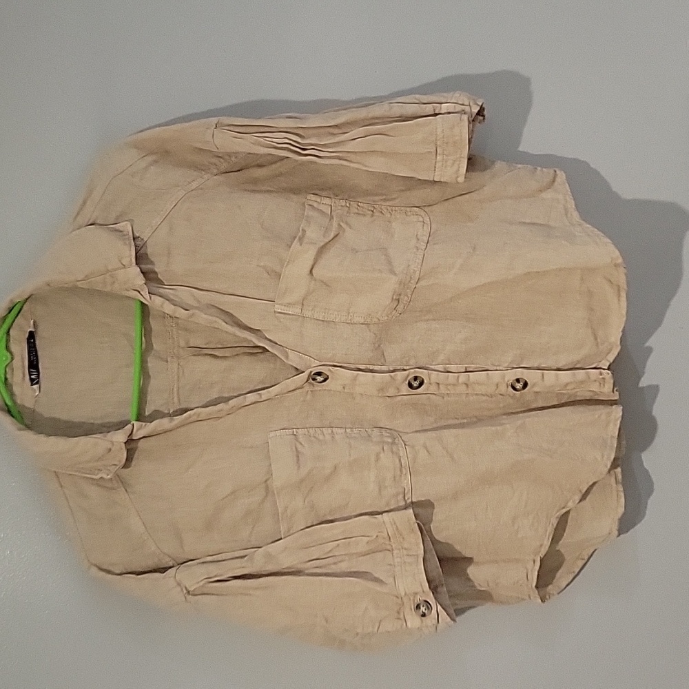 Zara Tortoise cropped button up 100% Linen